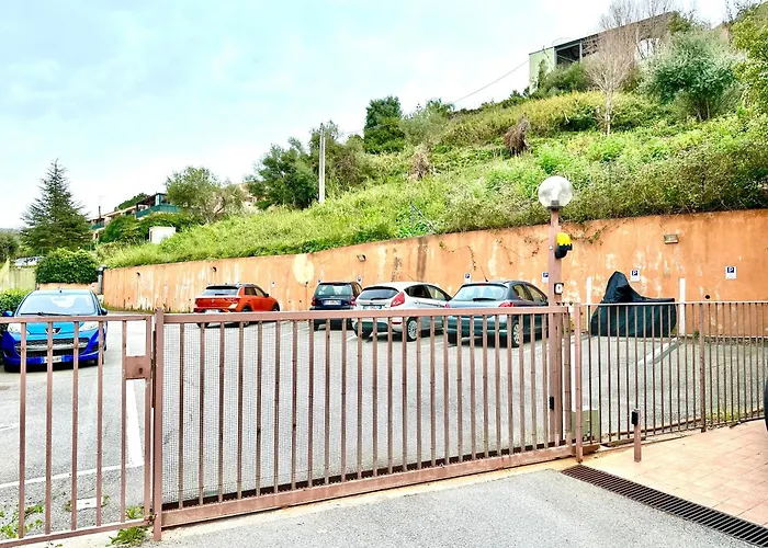 Flight Over The Sea House By Housilia Apartment *